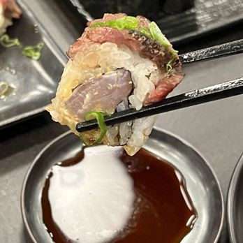 Hamachi - Billy Billy Roll - Sushi Bars Near Me - Lehi, Utah