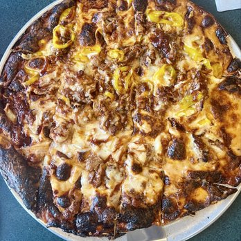 Mama Mel's Pizzeria - Pulled pork pizza St. Louis style - Pizza Near Me - Saint Louis, Missouri Mama Mel's Pizzeria - Pulled pork pizza St. Louis style - Pizza Near Me - Saint Louis, Missouri