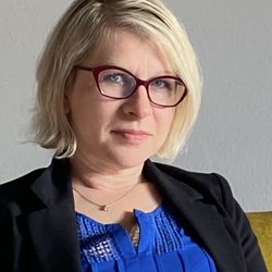 Bluestone Psychological Services - Christine Vervitsiotis LMHC Specializing in life transitions, depression, anxiety, supporting older adults and their families.