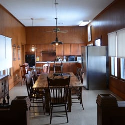 Crawfish Haven/Mrs Rose's Bed and Breakfast - Kitchen and Dining Room
