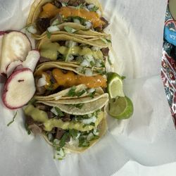 Rancho Grande Market in Everett - ¡¡Tacos de cuatro lenguas!!