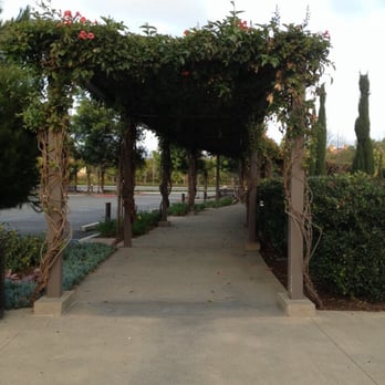 Saint Thomas More Catholic Parish - Nice for pics! - Churches Near Me - Irvine, California
