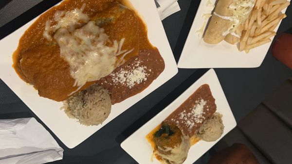 Carmelita's Mar Y Tierra & NIGHTCLUB by null