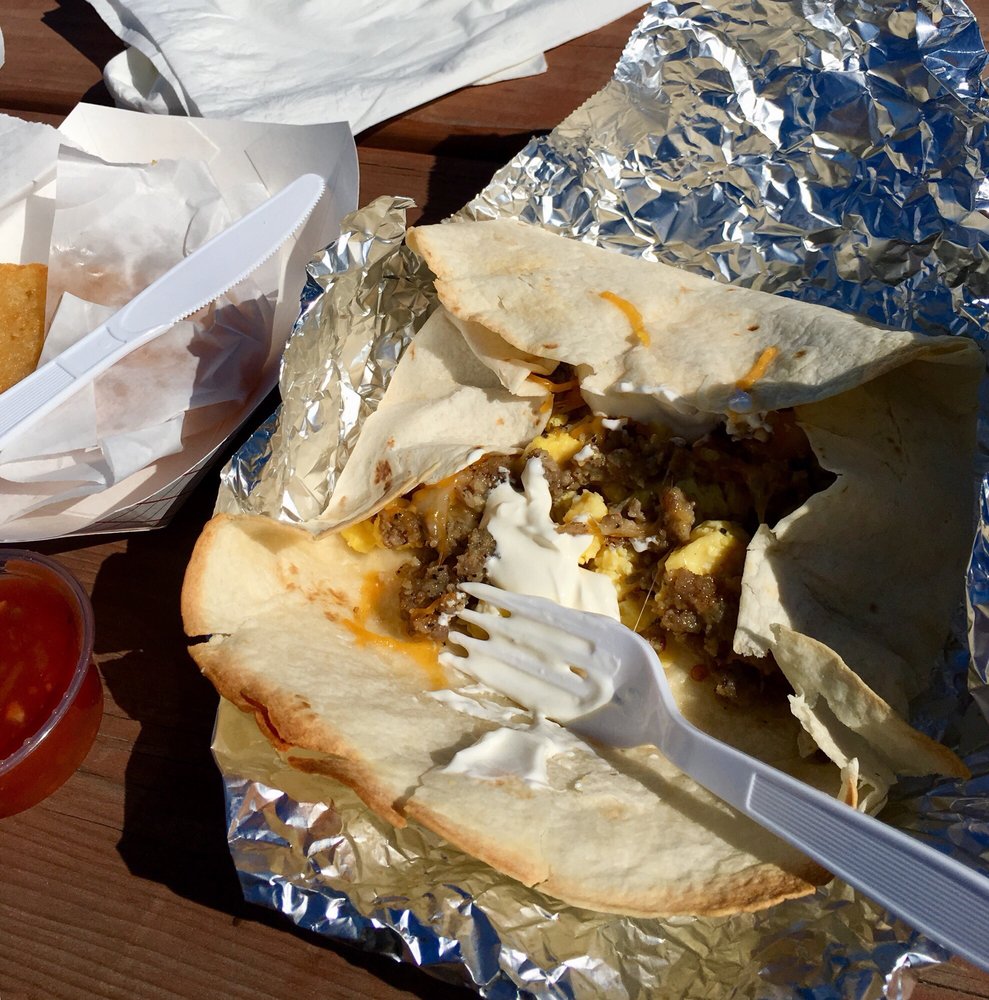 BUSHES BUNCHES GREENHOUSE Updated September 2024 16428 E Clark