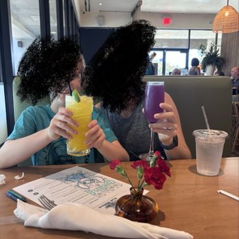 Ka Thai North Dallas - Mango limeade and butterfly mimosa - Thai Near Me - Dallas, Texas Ka Thai North Dallas - Mango limeade and butterfly mimosa - Thai Near Me - Dallas, Texas
