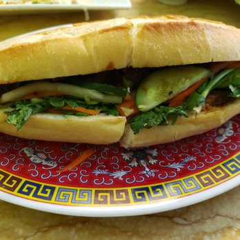 Stadium Pho - BBQ Pork Bahn Mi - Vietnamese Near Me - Honolulu, Hawaii