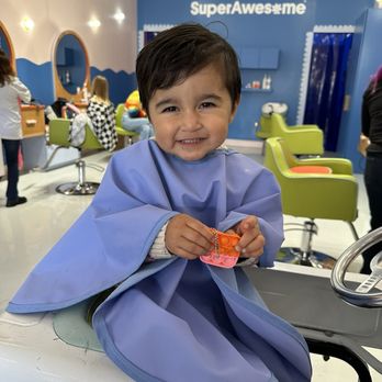 Super Awesome - Happy girl - Kids Hair Salons Near Me - Santa Monica, California Super Awesome - Happy girl - Kids Hair Salons Near Me - Santa Monica, California