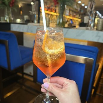 La Piazza - Pizza Near Me - New York, New York