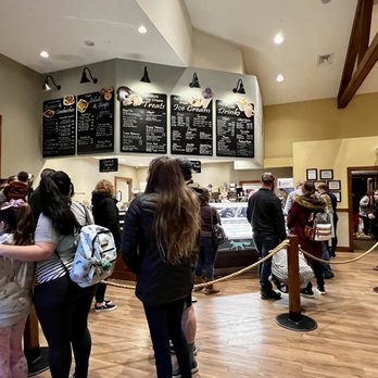 Fox Meadows Creamery - Ice Cream & Frozen Yogurt Near Me - Ephrata, Pennsylvania Fox Meadows Creamery - Ice Cream & Frozen Yogurt Near Me - Ephrata, Pennsylvania