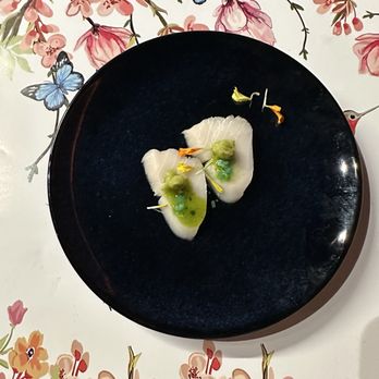 Hummingbird Sushi - Japanese Near Me - Seattle, Washington