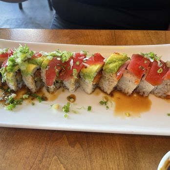 Sushi Mafia - Gentlemen Roll - Sushi Bars Near Me - Long Beach, California