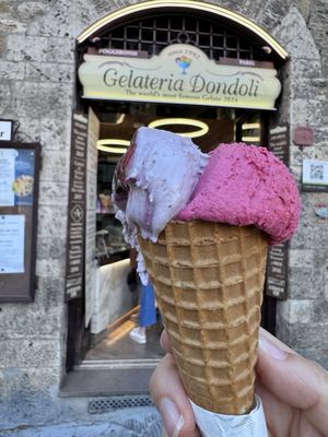 Gelateria Dondoli by null