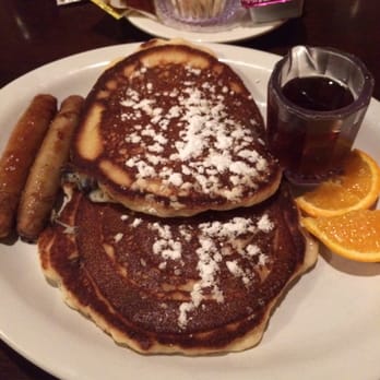 Alexander's Lodge - Blueberry pancakes .. Included breakfast - Hotels Near Me - Ashford, Washington Alexander's Lodge - Blueberry pancakes .. Included breakfast - Hotels Near Me - Ashford, Washington
