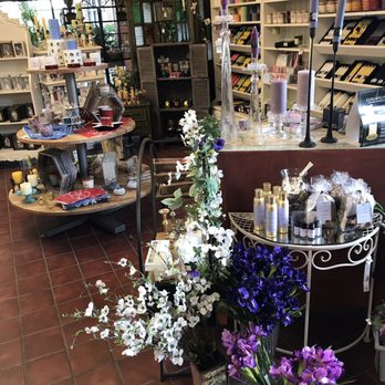 Pesche's Flowers - Nurseries & Gardening Near Me - Des Plaines, Illinois