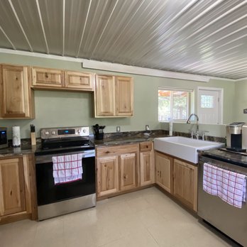 Black Hills Horse & Hound Camp - Amazing luxury kitchen area! - Horseback Riding Near Me - Custer, South Dakota Black Hills Horse & Hound Camp - Amazing luxury kitchen area! - Horseback Riding Near Me - Custer, South Dakota