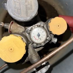 Superior Plus Propane - Tank gauge.