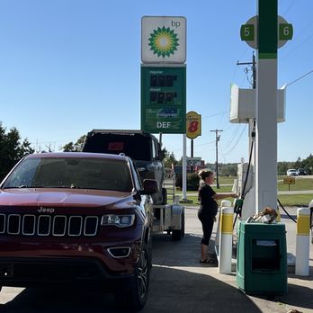 bp - Gas Stations Near Me - Saint Ignace, Michigan