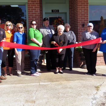 Warsaw - Grand Opening and ribbon cutting of the Commonwealth Florist (CF) during the Warsaw Day 2019. Mayor Phelps (black hat) attends. - Local Flavor Near Me
