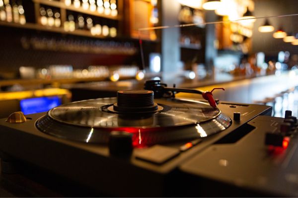 Takashima Record Bar by null