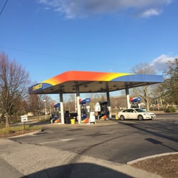 Broadway Sunoco - Broadway Sunoco of Taunton -- 231 Broadway / Route 138, Taunton Station