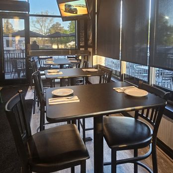 Cornbread Restaurant & Bar - Soul Food Near Me - Southfield, Michigan