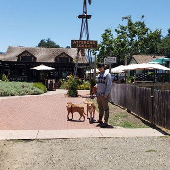 Whiskey 'N Rye Smokehouse - walk this way to restaurant - Barbeque Near Me - Solvang, California Whiskey 'N Rye Smokehouse - walk this way to restaurant - Barbeque Near Me - Solvang, California
