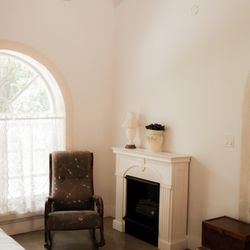 Bennett's Beach Estate - Relax and read