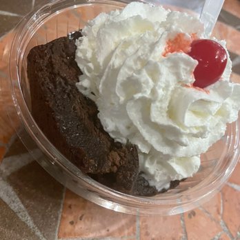 Days Ice Cream - Brownie sundae - Ice Cream & Frozen Yogurt Near Me - Ocean Grove, New Jersey Days Ice Cream - Brownie sundae - Ice Cream & Frozen Yogurt Near Me - Ocean Grove, New Jersey