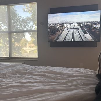Hampton Inn and Suites Seal Beach - Welcoming tv - Hotels Near Me - Seal Beach, California Hampton Inn and Suites Seal Beach - Welcoming tv - Hotels Near Me - Seal Beach, California