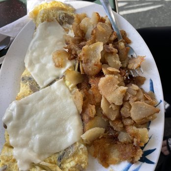 George's Breakfast Station - Omelette. Perfect.  Coffee great - Breakfast & Brunch Near Me - Tarpon Springs, Florida