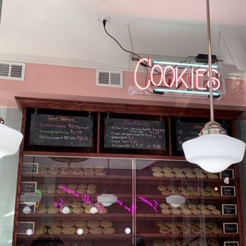 Cookies & Cream - Desserts Near Me - Buffalo, New York