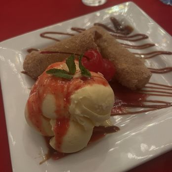 La Roca - Dessert: Apple Chimichonga with cherry icecream. The only thing I didn't love- batter was good but the insides were only okay! - Mexican Near Me - Nogales, SON