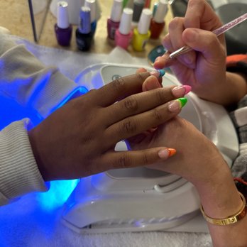 Emily's Nail Spa - Artists! - Nail Salons Near Me - Burlingame, California Emily's Nail Spa - Artists! - Nail Salons Near Me - Burlingame, California