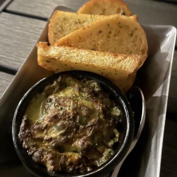Sip wine bar - Wine Bars Near Me - Tinley Park, Illinois