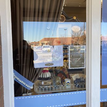 Nothing Bundt Cakes - Outside - Bakeries Near Me - Novi, Michigan Nothing Bundt Cakes - Outside - Bakeries Near Me - Novi, Michigan