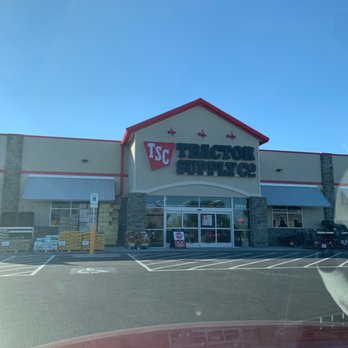 Tractor Supply - Livestock Feed & Supply Near Me - Las Vegas, Nevada