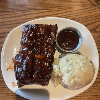 Outback Steakhouse - 1/2 Baby Back Rack with mashed potatoes. - Steakhouses Near Me - Colonial Heights, Virginia