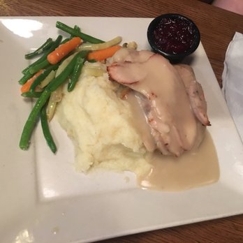 Barefoot Peddler - Turkey Dinner - American Near Me - Greenvale, New York Barefoot Peddler - Turkey Dinner - American Near Me - Greenvale, New York
