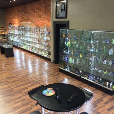 Smoke Zone Columbus, OH 43224 - Last Updated May 2026