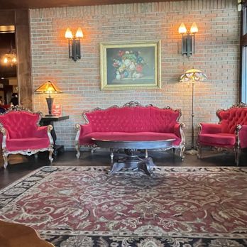 The Old Spaghetti Factory - Beautiful Furniture - Italian Near Me - Fresno, California The Old Spaghetti Factory - Beautiful Furniture - Italian Near Me - Fresno, California
