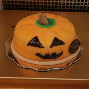 Panificio Cattelan - Torta di Halloween - Cafes Near Me - Padova, PD
