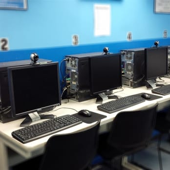 Michelle's InterNet Cafe - a row of computers - Internet Cafes Near Me - Woodside, New York