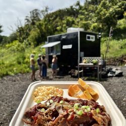 Ko'Olau Garden - Pulled pork plated