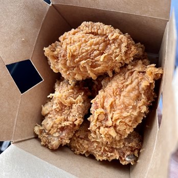 ACE Burger - Spicy Fried Chicken Wing - Burgers Near Me - Alhambra, California ACE Burger - Spicy Fried Chicken Wing - Burgers Near Me - Alhambra, California