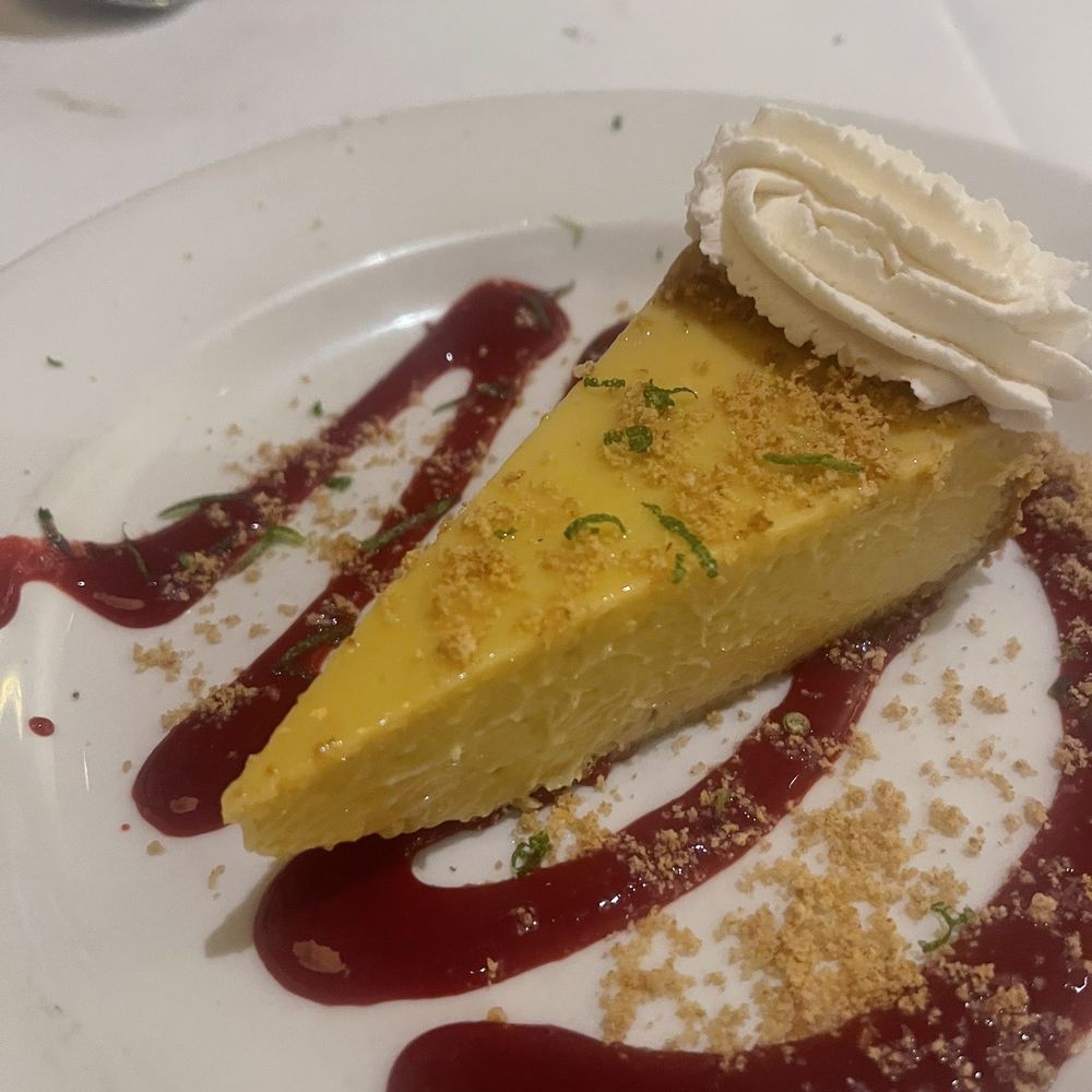 Sullivan's Steakhouse - Key Lime Pie - Steakhouses Near Me - Tucson, Arizona Sullivan's Steakhouse - Key Lime Pie - Steakhouses Near Me - Tucson, Arizona