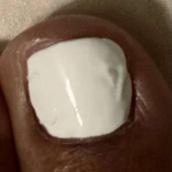 LA Nails - Lump under new polish bc she left old polish on instead of removing old gel. - Nail Salons Near Me - Yazoo City, Mississippi