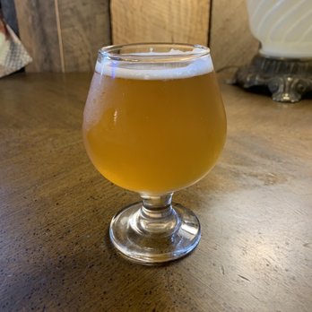 Draft & Vine Taproom & Bottle Shop - Beer, Wine & Spirits Near Me - Clayton, North Carolina