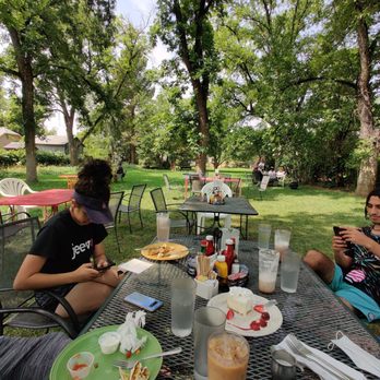 Main Street Cafe - Garden Dining - Coffee & Tea Near Me - Hurricane, Utah