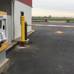 Park N Go - Right across from the airport!