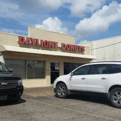 Daylight Donuts